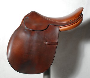 Hermès saddle. Source: eBay.com