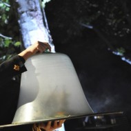 Adding a dry, smoked touch to food using a chef's cloche. Photo: my own.